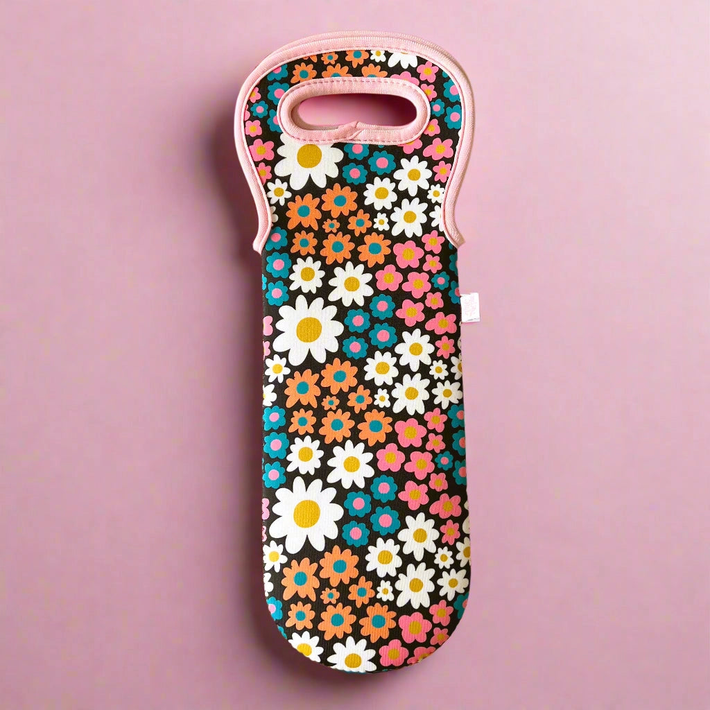 Darling Daisy Insulated Wine Bag. Great for spring themed 9 & wine gifts!