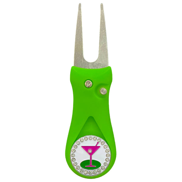 Giggle Golf Bling 19th Hole Ball Marker On A Plastic, Green, Divot Repair Tool