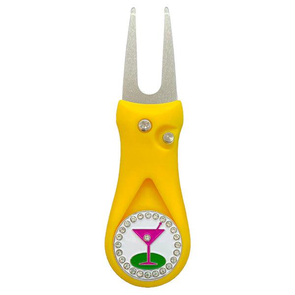 Giggle Golf Bling 19th Hole Ball Marker On A Plastic, Yellow, Divot Repair Tool