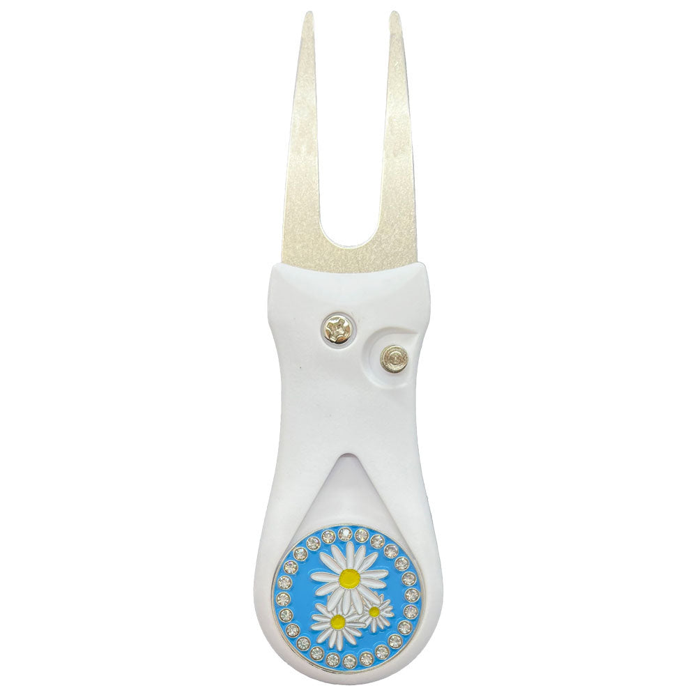 Giggle Golf Daisies Ball Marker On A Plastic, White, Divot Repair Tool