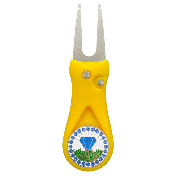 Giggle Golf Bling Blue Diamond In The Rough Ball Marker On A Plastic, Yellow, Divot Repair Tool