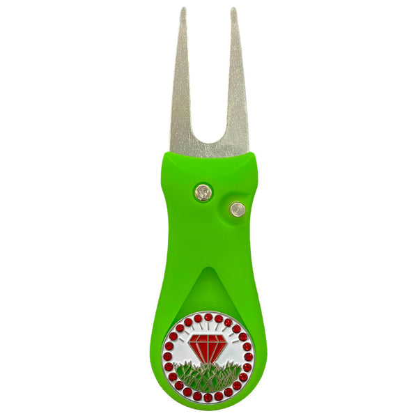 Giggle Golf Bling Red Diamond In The Rough Ball Marker On A Plastic, Green, Divot Repair Tool