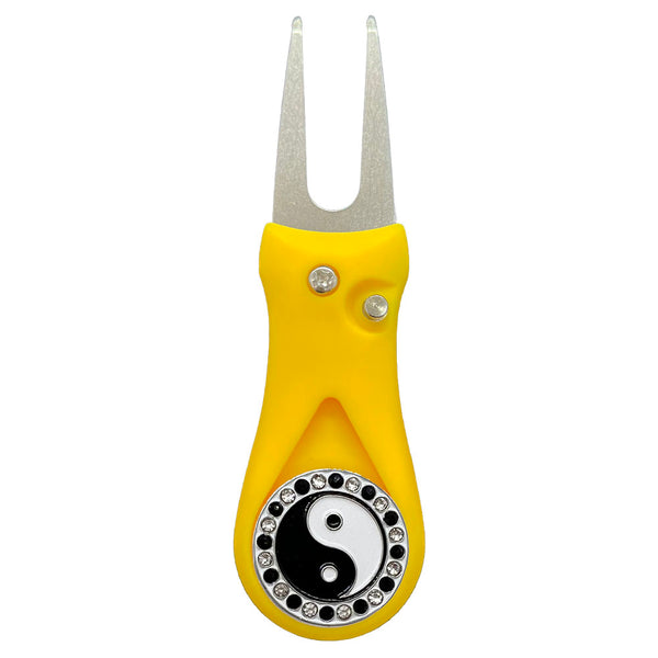 Giggle Golf Bling Yin Yang Ball Marker On A Plastic, Yellow, Divot Repair Tool