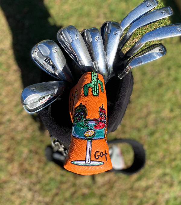 giggle golf fiesta blade on a putter in a golf bag
