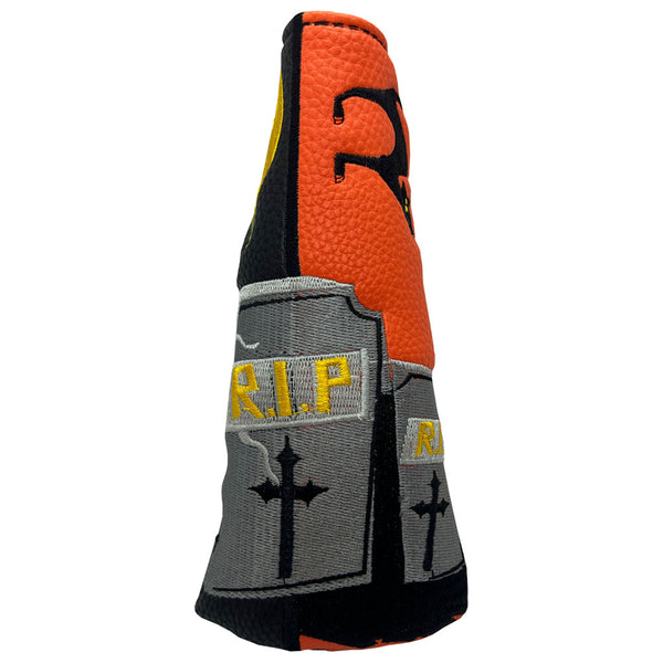 Giggle Golf Halloween Blade Putter Cover - Top with tobstones that read RIP